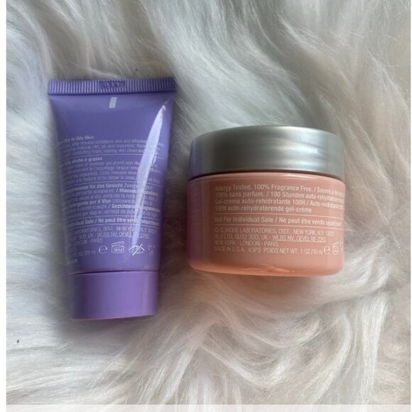 Clinique Moisture Surge 30ml & Take The‎ Day Off Facial Cleansing Mousse 30ml - Picture 2 of 3